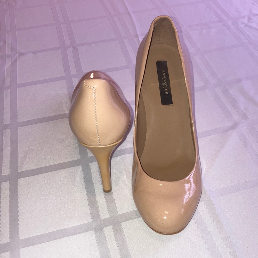 Ann Taylor heels